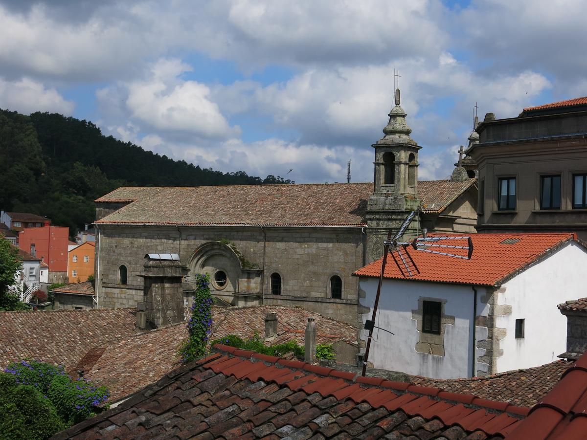 A Barca De Pedra Hostel Padron Exterior photo